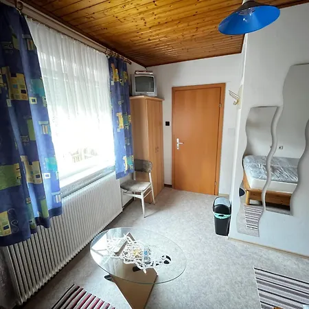 Privatunterkunft Luschin Appartement